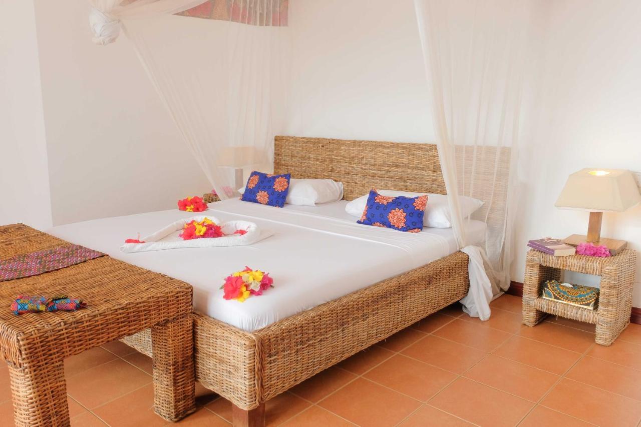 Albatross Ocean View Hotel Dongwe Exterior photo