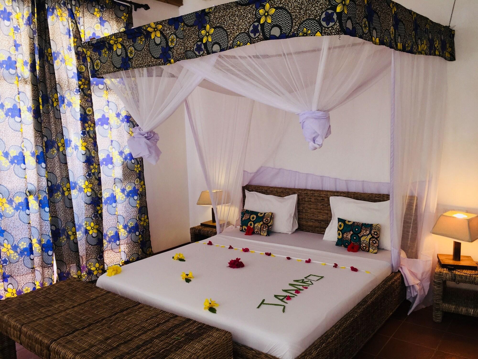 Albatross Ocean View Hotel Dongwe Exterior photo