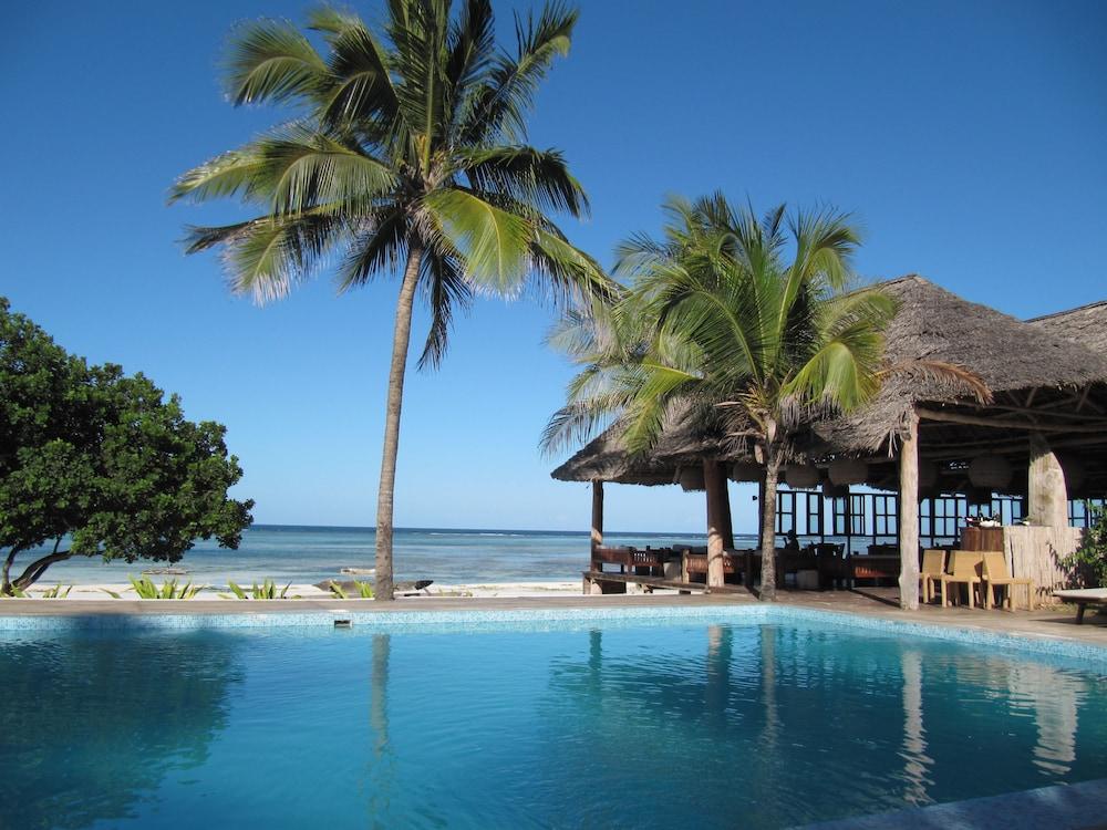 Albatross Ocean View Hotel Dongwe Exterior photo