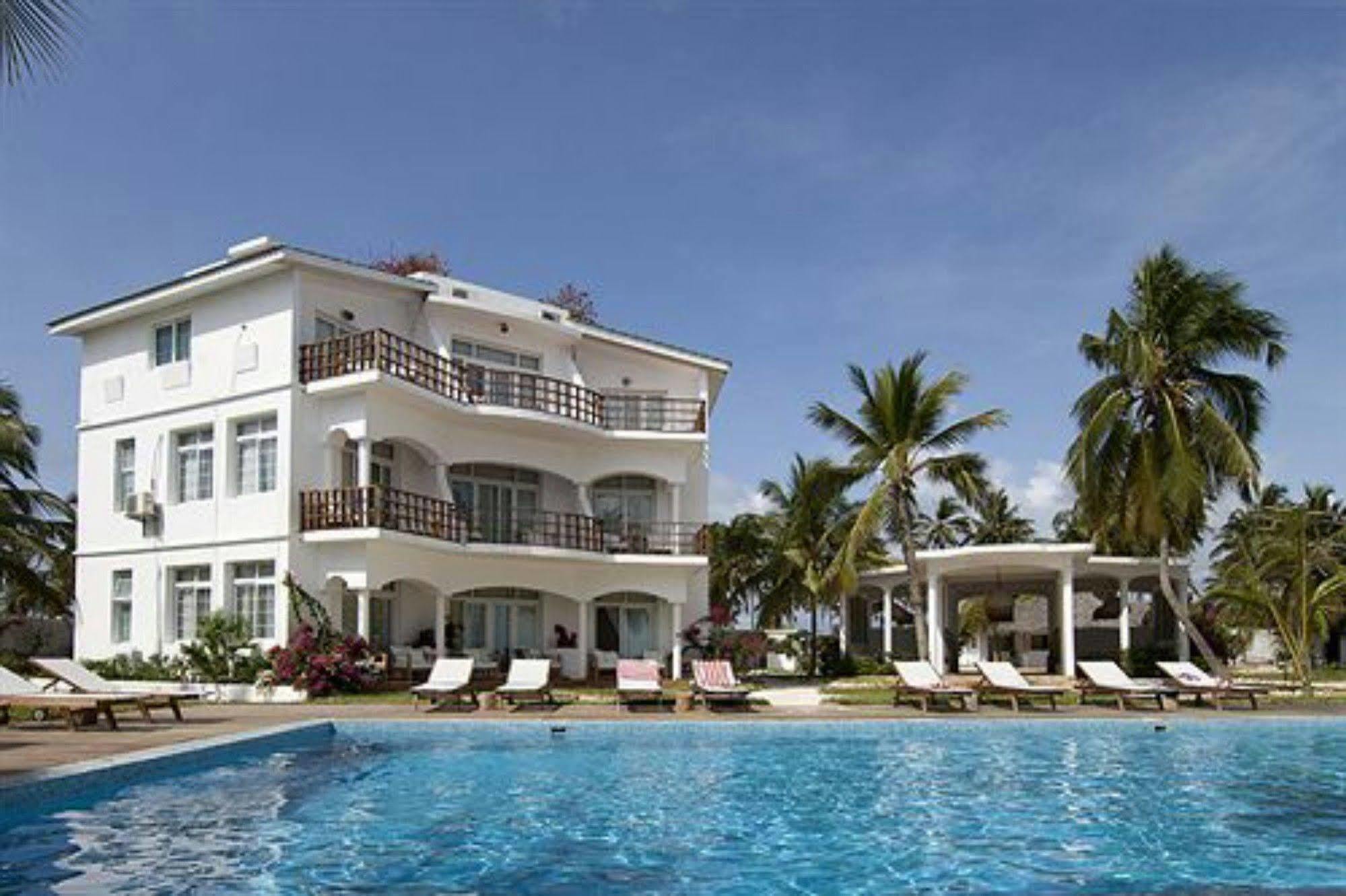 Albatross Ocean View Hotel Dongwe Exterior photo